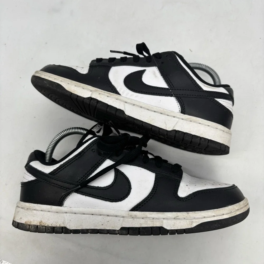 Nike Dunk Low Panda Shoes Womens 7.5 Black White Athletic Sneaker DD1503-101